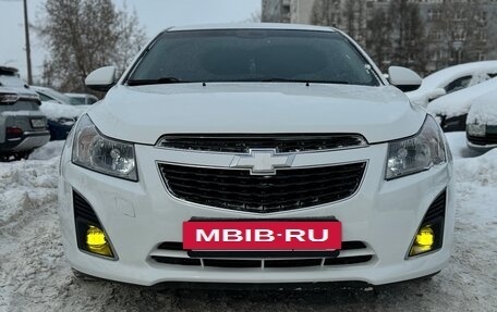 Chevrolet Cruze II, 2013 год, 780 000 рублей, 3 фотография