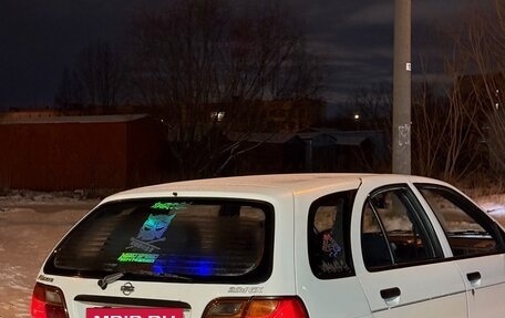 Nissan Almera, 1997 год, 310 000 рублей, 2 фотография