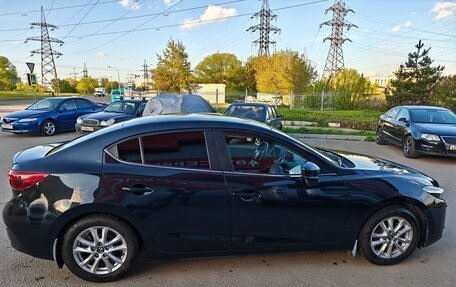 Mazda 3, 2017 год, 2 200 000 рублей, 29 фотография