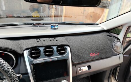 Mazda CX-7 I рестайлинг, 2007 год, 1 050 000 рублей, 26 фотография