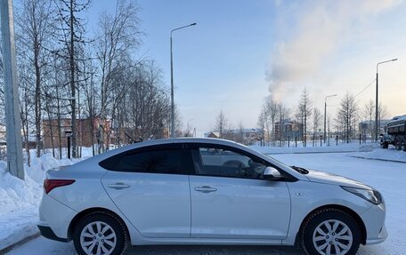 Hyundai Solaris II рестайлинг, 2022 год, 1 970 000 рублей, 6 фотография