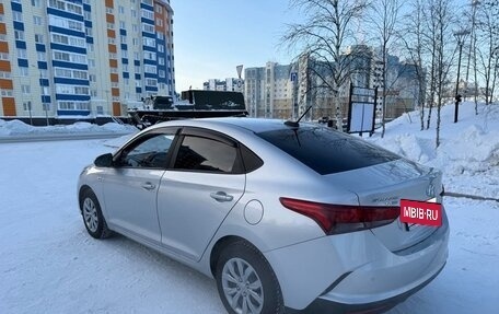 Hyundai Solaris II рестайлинг, 2022 год, 1 970 000 рублей, 8 фотография