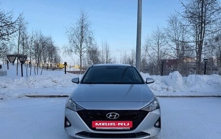 Hyundai Solaris II рестайлинг, 2022 год, 1 970 000 рублей, 4 фотография