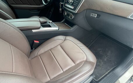 Mercedes-Benz GL-Класс, 2015 год, 4 000 000 рублей, 17 фотография