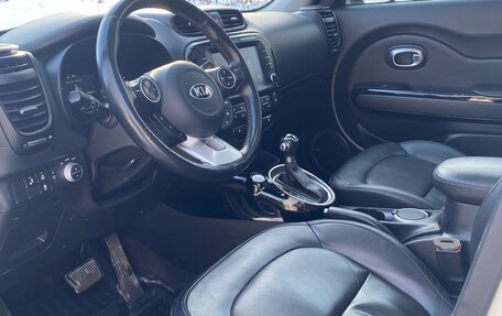 KIA Soul II рестайлинг, 2017 год, 1 300 000 рублей, 8 фотография