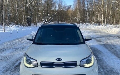 KIA Soul II рестайлинг, 2017 год, 1 300 000 рублей, 4 фотография