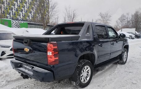 Chevrolet Avalanche II, 2007 год, 2 200 000 рублей, 8 фотография