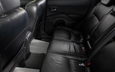 Mitsubishi Outlander III рестайлинг 3, 2008 год, 1 199 000 рублей, 10 фотография