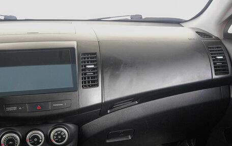 Mitsubishi Outlander III рестайлинг 3, 2008 год, 1 199 000 рублей, 15 фотография