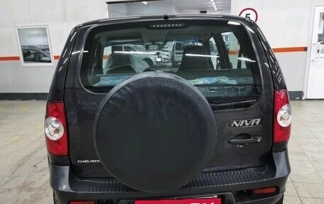 Chevrolet Niva I рестайлинг, 2019 год, 759 000 рублей, 8 фотография