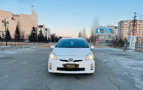 Toyota Prius, 2010 год, 1 279 000 рублей, 3 фотография