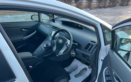 Toyota Prius, 2010 год, 1 279 000 рублей, 13 фотография