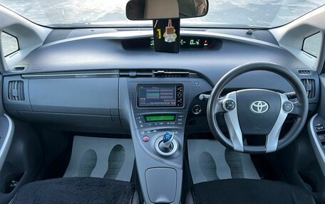 Toyota Prius, 2010 год, 1 279 000 рублей, 14 фотография
