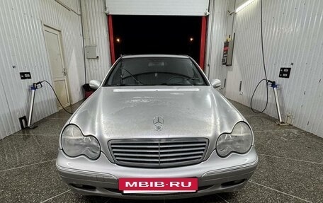 Mercedes-Benz C-Класс, 2003 год, 480 000 рублей, 3 фотография