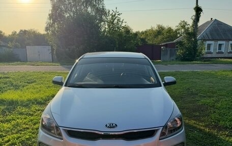 KIA Rio IV, 2019 год, 1 600 000 рублей, 1 фотография