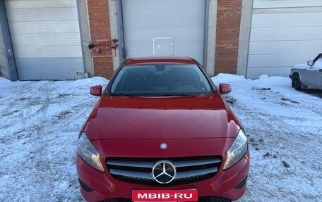 Mercedes-Benz A-Класс, 2015 год, 1 490 000 рублей, 1 фотография