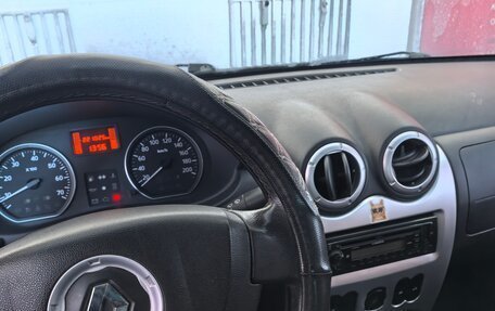 Renault Sandero I, 2012 год, 450 000 рублей, 17 фотография