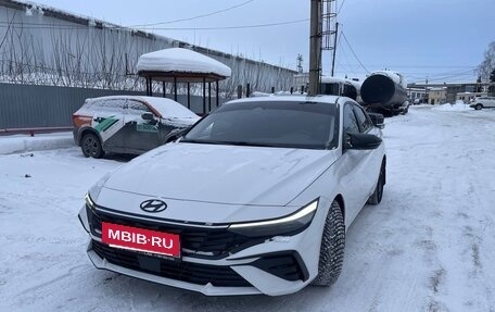 Hyundai Elantra, 2024 год, 2 150 000 рублей, 2 фотография