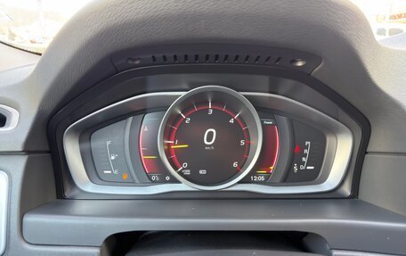 Volvo XC70 II рестайлинг, 2014 год, 1 695 000 рублей, 32 фотография