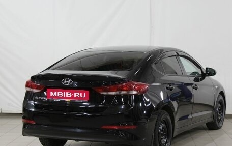 Hyundai Elantra VI рестайлинг, 2016 год, 1 350 000 рублей, 8 фотография