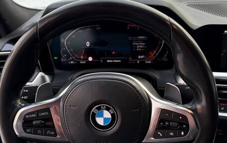 BMW 3 серия, 2019 год, 3 140 000 рублей, 17 фотография