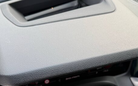 BMW 3 серия, 2019 год, 3 140 000 рублей, 14 фотография