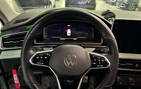 Volkswagen Tiguan II, 2022 год, 2 200 000 рублей, 12 фотография