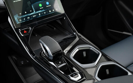 Geely Atlas, 2025 год, 3 760 990 рублей, 21 фотография