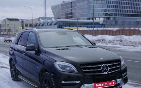 Mercedes-Benz M-Класс, 2012 год, 1 890 000 рублей, 2 фотография
