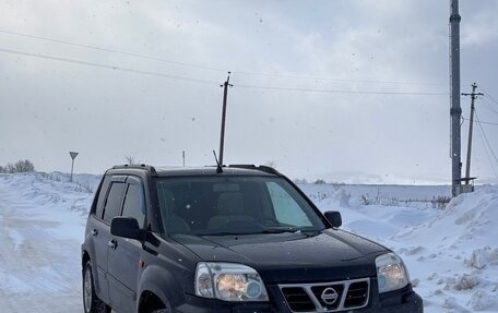 Nissan X-Trail, 2003 год, 650 000 рублей, 2 фотография