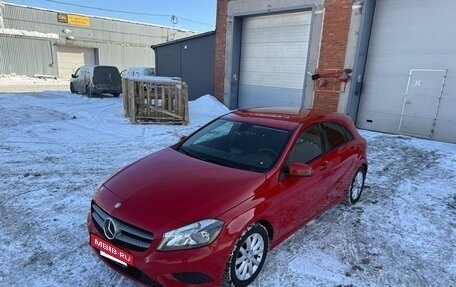 Mercedes-Benz A-Класс, 2015 год, 1 490 000 рублей, 9 фотография