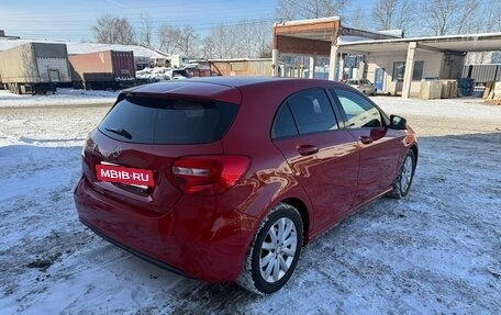 Mercedes-Benz A-Класс, 2015 год, 1 490 000 рублей, 7 фотография