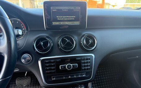 Mercedes-Benz A-Класс, 2015 год, 1 490 000 рублей, 19 фотография