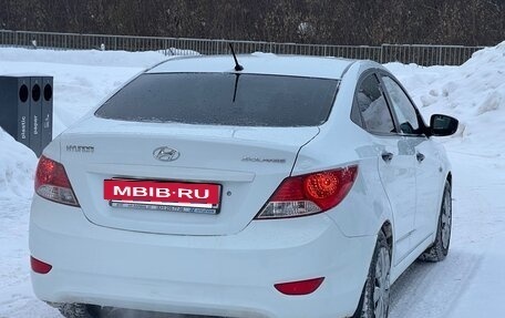 Hyundai Solaris II рестайлинг, 2013 год, 550 000 рублей, 15 фотография