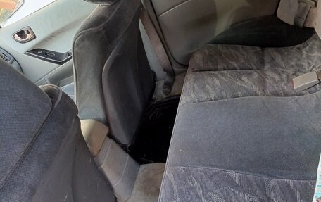 Mitsubishi Galant VIII, 2001 год, 199 000 рублей, 8 фотография