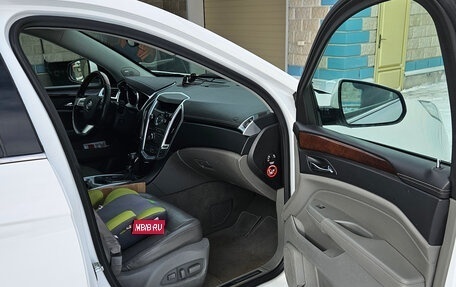 Cadillac SRX II рестайлинг, 2011 год, 1 200 000 рублей, 14 фотография