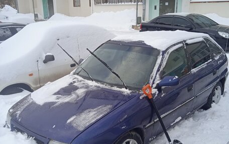 Opel Astra F, 1998 год, 90 000 рублей, 1 фотография