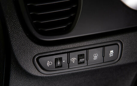 KIA Rio IV, 2020 год, 1 548 000 рублей, 2 фотография