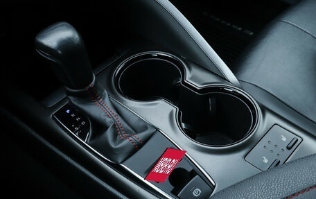 Toyota Camry, 2021 год, 3 570 000 рублей, 18 фотография
