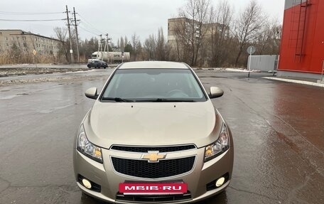 Chevrolet Cruze II, 2011 год, 750 000 рублей, 3 фотография
