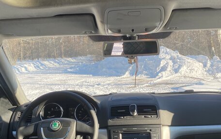 Skoda Yeti I рестайлинг, 2011 год, 650 000 рублей, 21 фотография