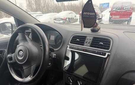 Volkswagen Polo VI (EU Market), 2012 год, 550 000 рублей, 8 фотография