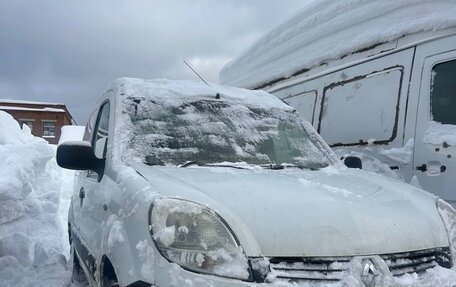 Renault Kangoo II рестайлинг, 2007 год, 260 000 рублей, 1 фотография