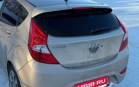 Hyundai Solaris II рестайлинг, 2011 год, 615 000 рублей, 4 фотография