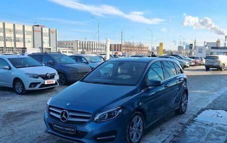 Mercedes-Benz B-Класс, 2015 год, 1 790 000 рублей, 2 фотография