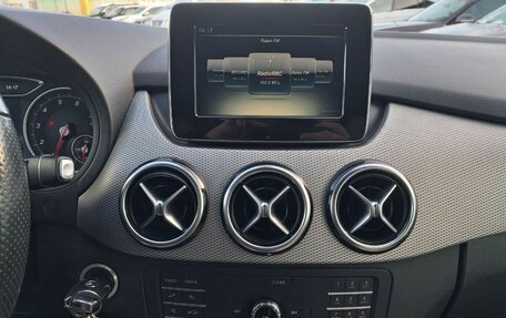 Mercedes-Benz B-Класс, 2015 год, 1 790 000 рублей, 17 фотография