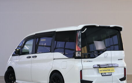 Honda Stepwgn IV, 2016 год, 1 999 000 рублей, 5 фотография