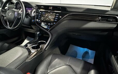 Toyota Camry, 2019 год, 2 690 000 рублей, 19 фотография