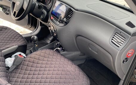 KIA Rio II, 2011 год, 680 000 рублей, 10 фотография