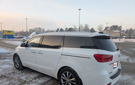 KIA Carnival III, 2018 год, 2 780 000 рублей, 3 фотография